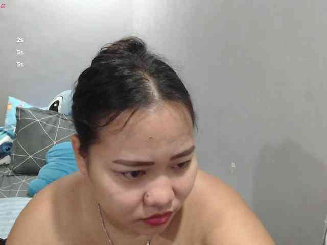 BubbleButtPinay webcam