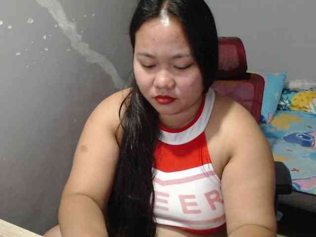 BubbleButtPinay webcam