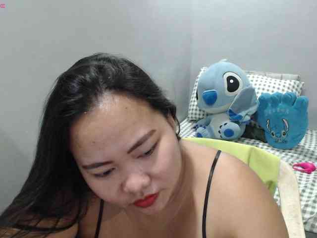BubbleButtPinay webcam