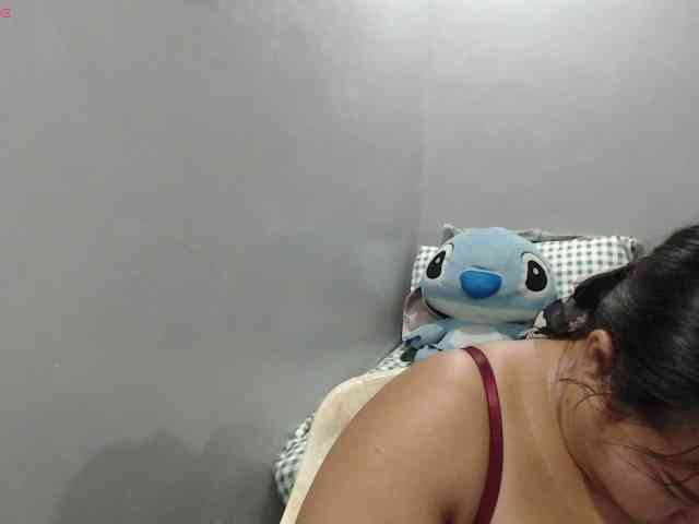 BubbleButtPinay webcam