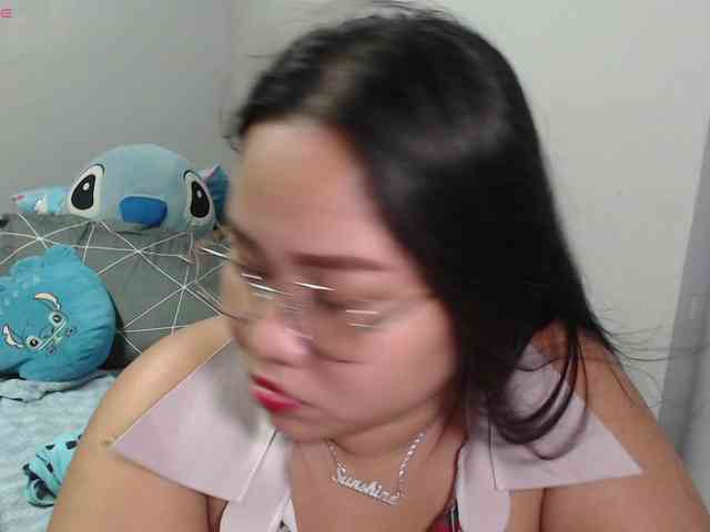 BubbleButtPinay webcam