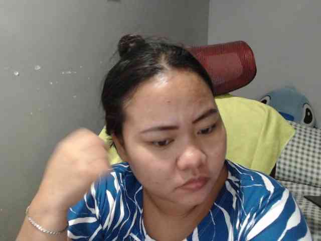 BubbleButtPinay webcam