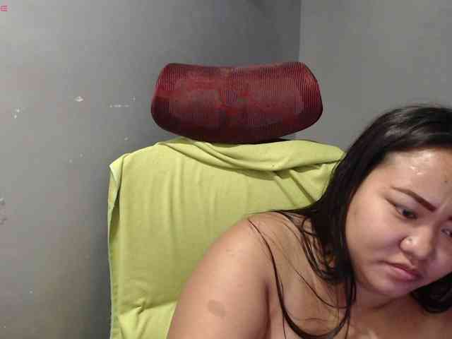 BubbleButtPinay webcam