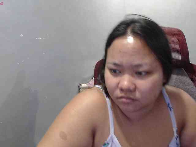 BubbleButtPinay webcam
