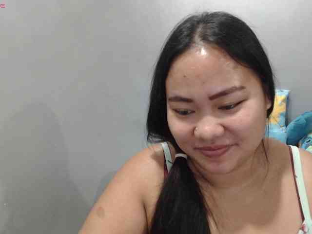 BubbleButtPinay webcam