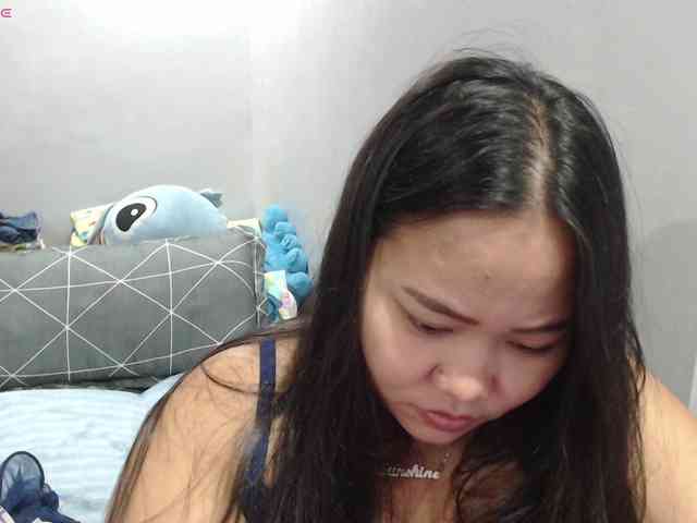 BubbleButtPinay webcam