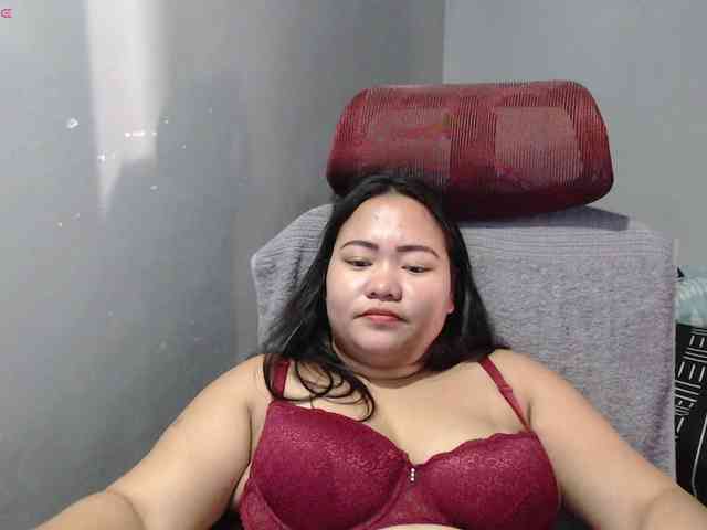 BubbleButtPinay webcam