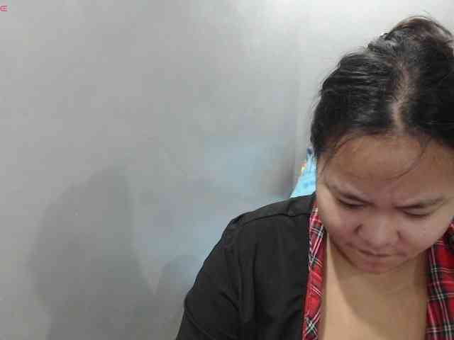 BubbleButtPinay webcam