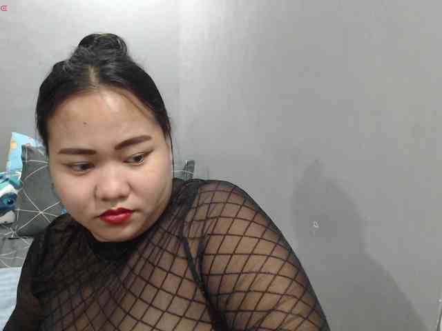 BubbleButtPinay webcam