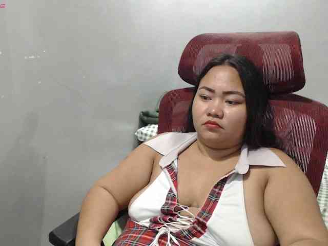 BubbleButtPinay webcam