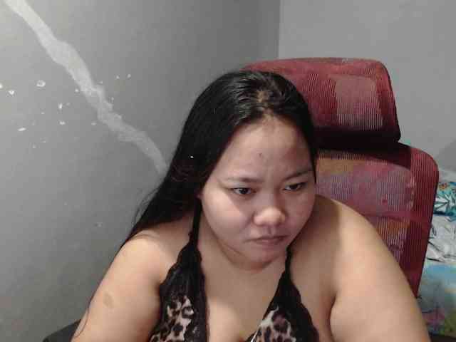 BubbleButtPinay webcam