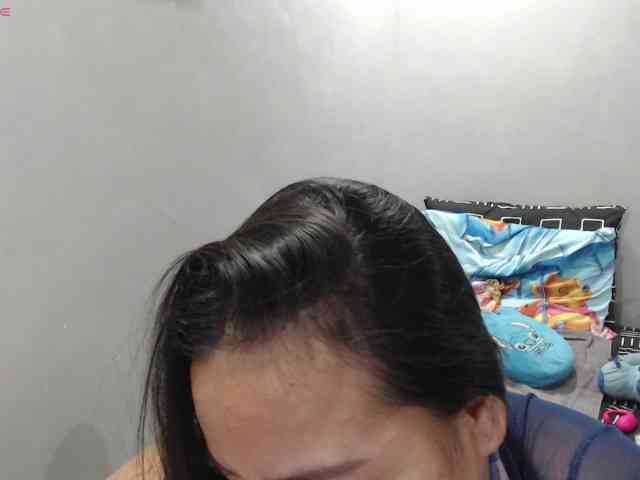 BubbleButtPinay webcam