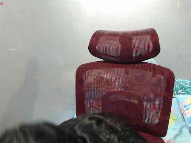 BubbleButtPinay webcam