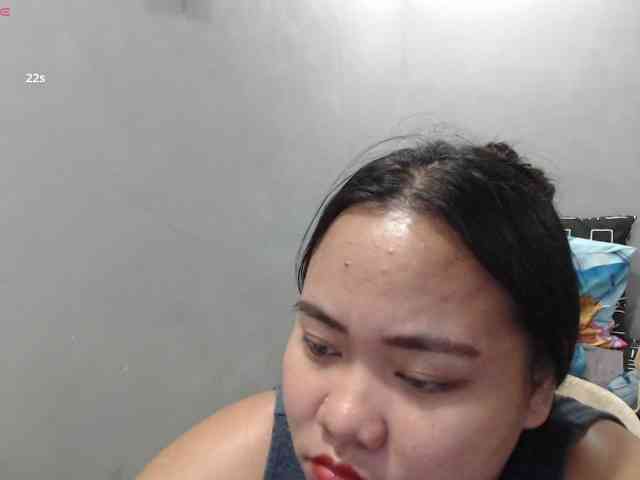 BubbleButtPinay webcam