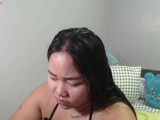 BubbleButtPinay webcam