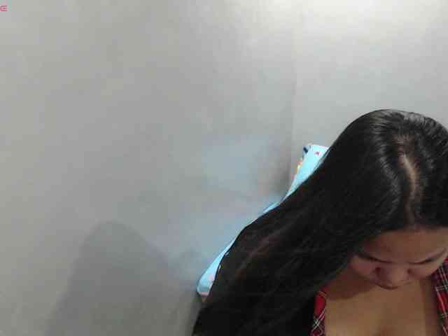 BubbleButtPinay webcam