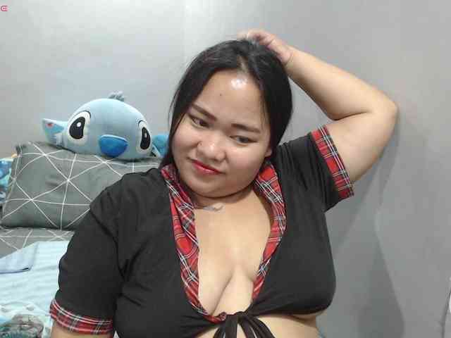 BubbleButtPinay webcam
