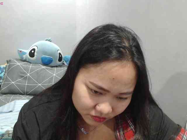 BubbleButtPinay webcam