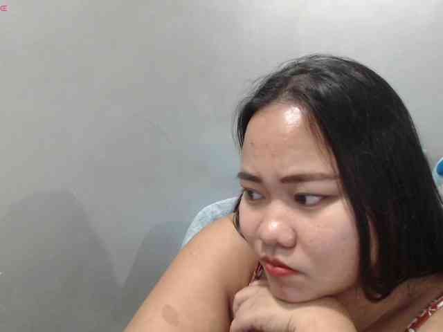 BubbleButtPinay webcam