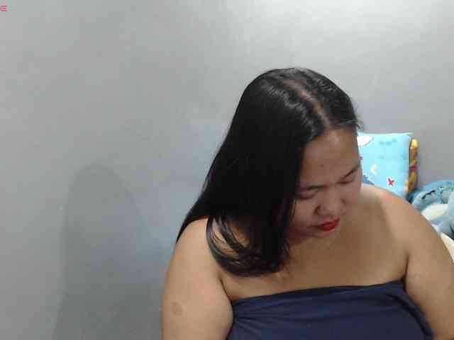 BubbleButtPinay webcam