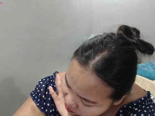 BubbleButtPinay webcam