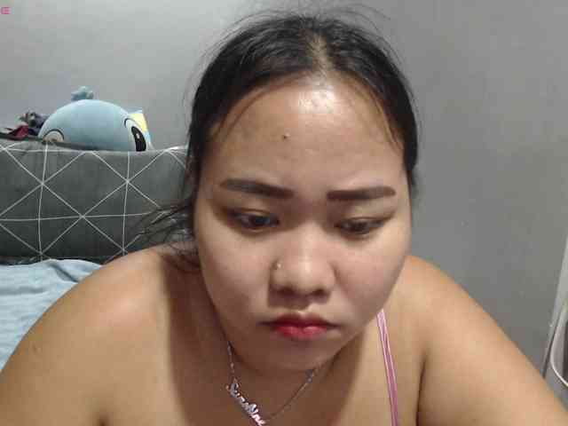 BubbleButtPinay webcam