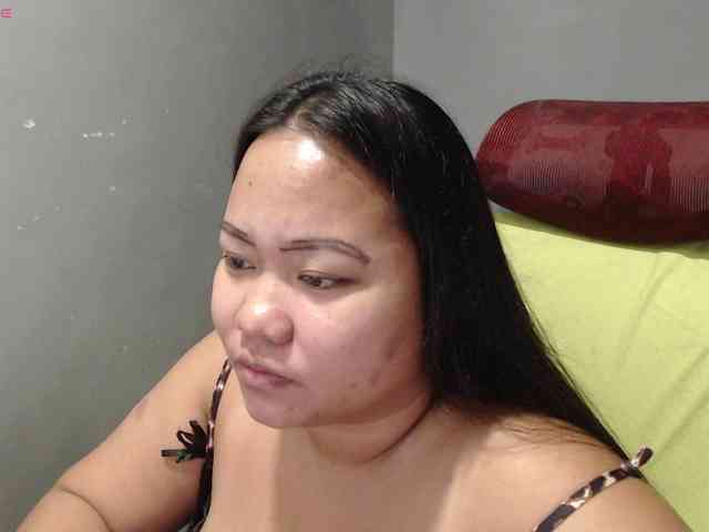 BubbleButtPinay webcam