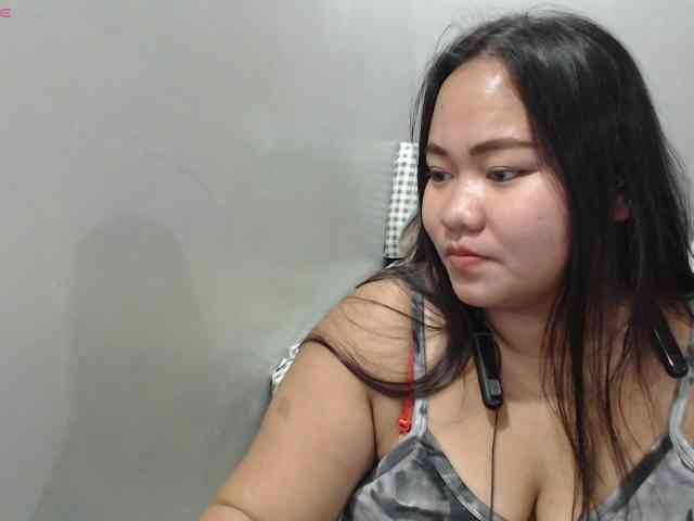 BubbleButtPinay webcam