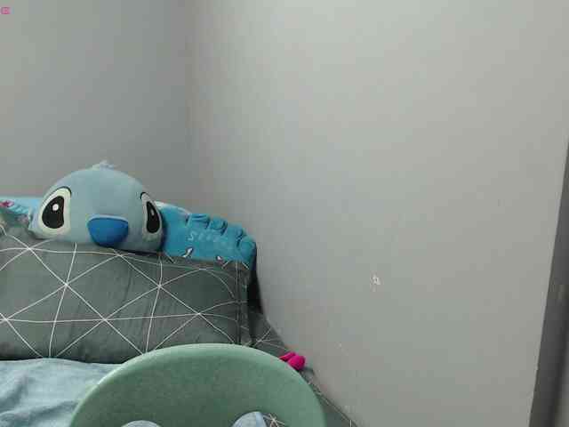 BubbleButtPinay webcam