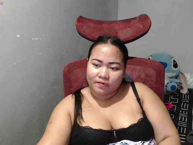 BubbleButtPinay webcam