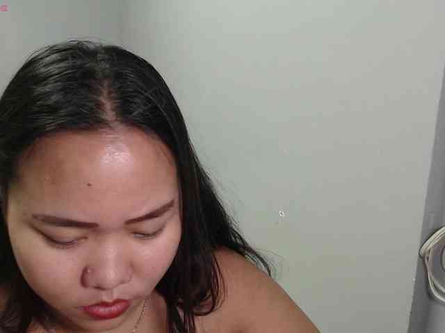 BubbleButtPinay webcam