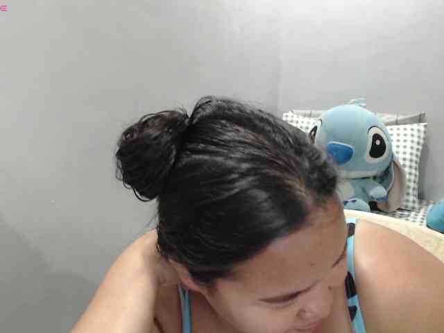 BubbleButtPinay webcam