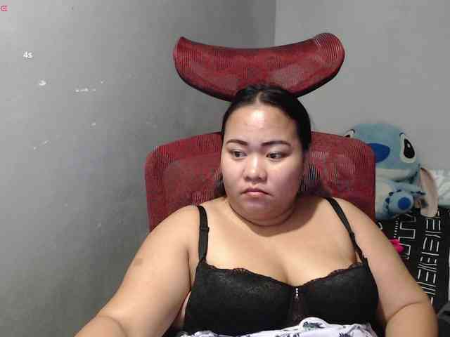 BubbleButtPinay webcam