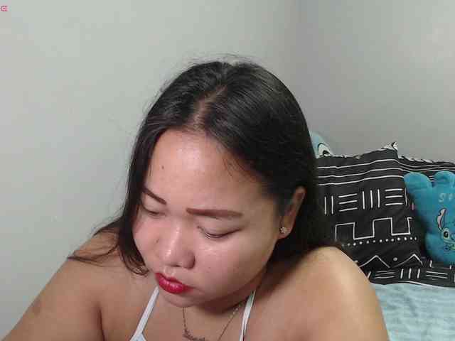 BubbleButtPinay webcam