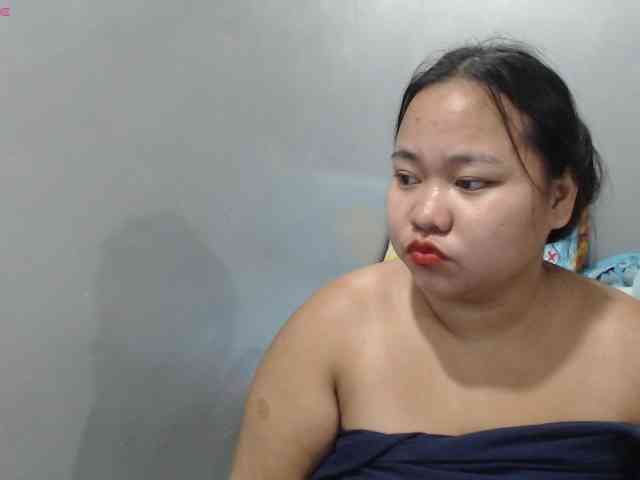 BubbleButtPinay webcam