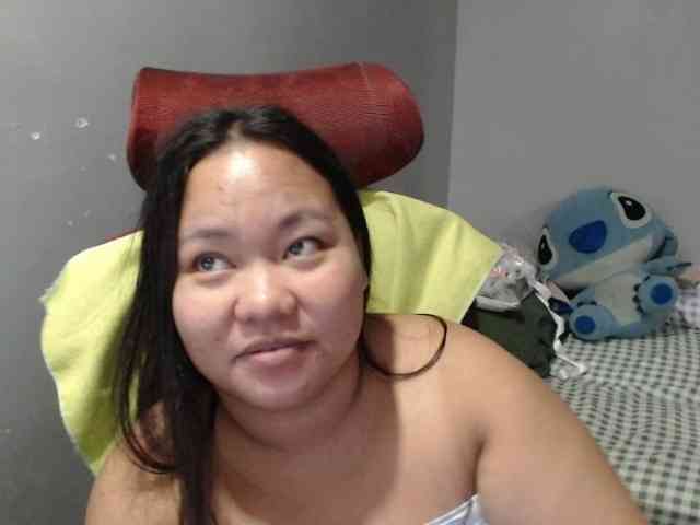 BubbleButtPinay webcam