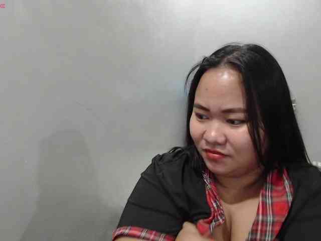 BubbleButtPinay webcam
