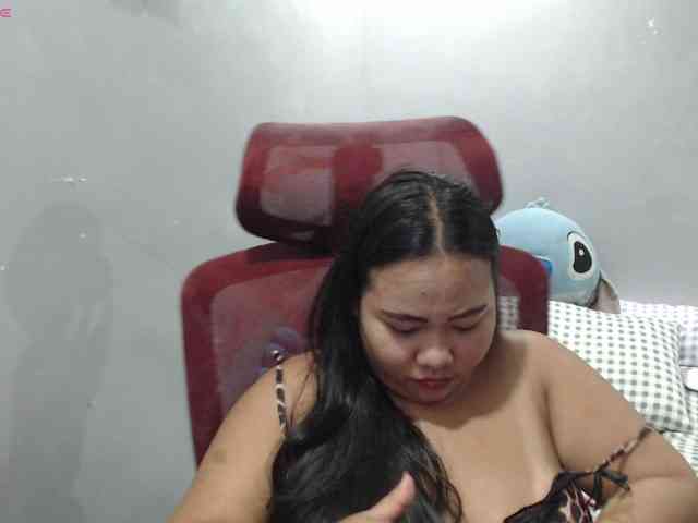 BubbleButtPinay webcam