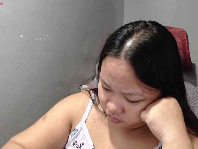 BubbleButtPinay webcam