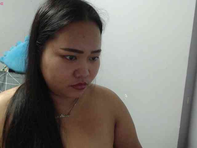 BubbleButtPinay webcam