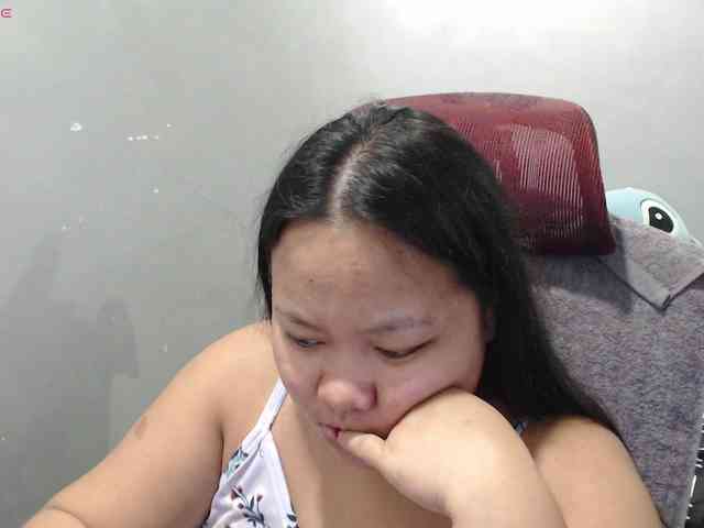 BubbleButtPinay webcam