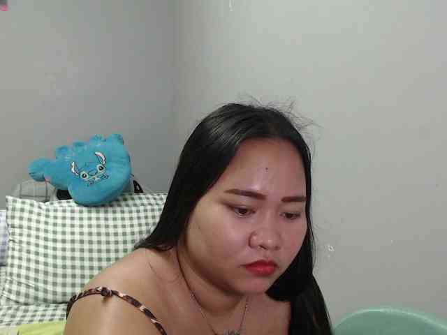BubbleButtPinay webcam