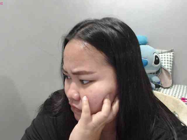 BubbleButtPinay webcam