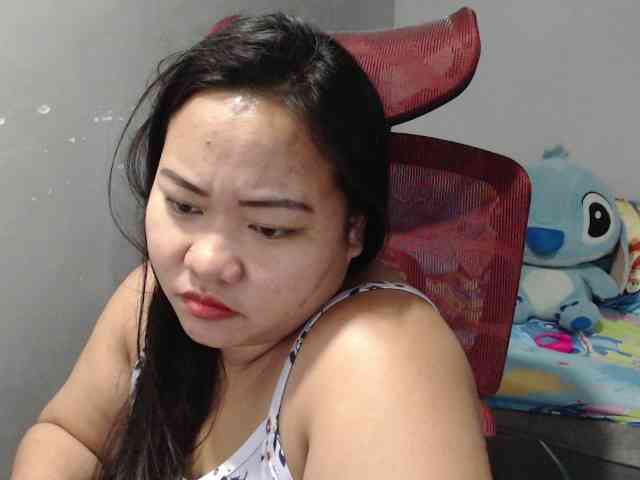 BubbleButtPinay webcam