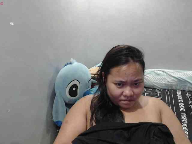 BubbleButtPinay webcam