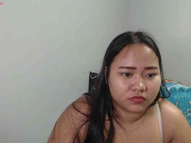 BubbleButtPinay webcam