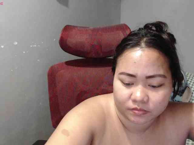 BubbleButtPinay webcam