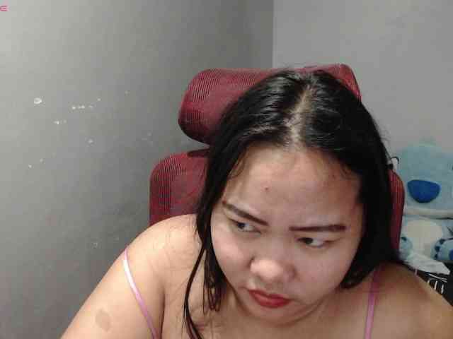 BubbleButtPinay webcam