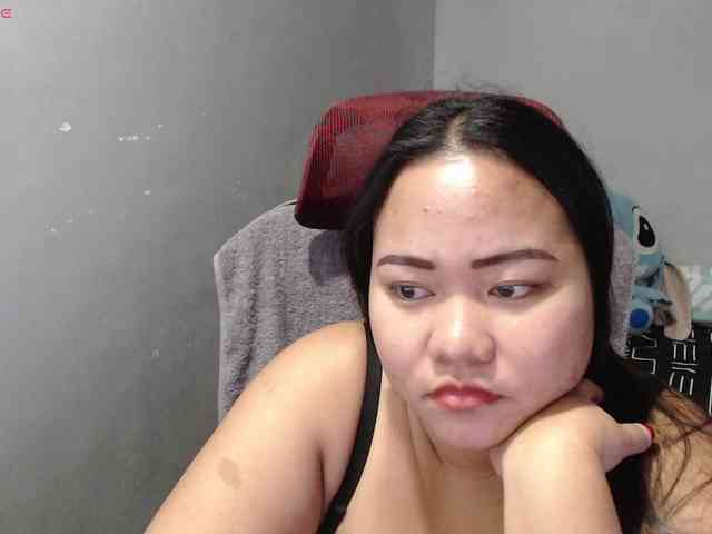 BubbleButtPinay webcam