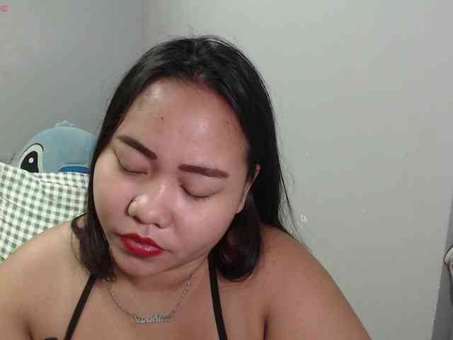 BubbleButtPinay webcam